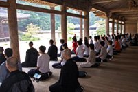 坐禅は世界共通の仏道修行